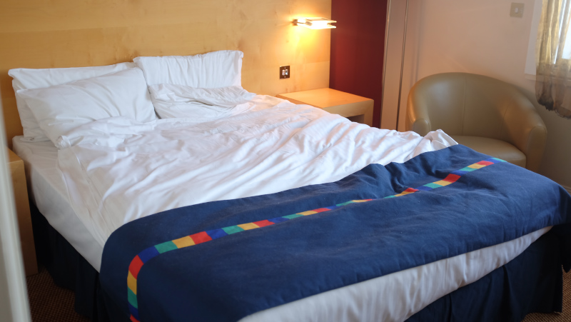 Park Inn Hotel Heathrow Bed